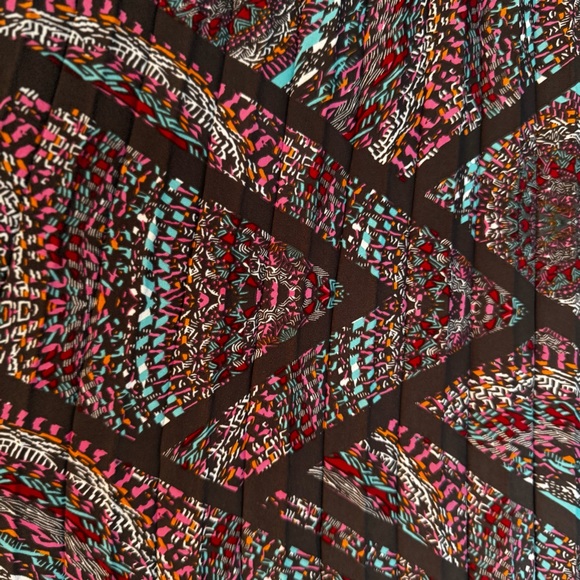 Anthropologie Lucy & Laurel pleated maxi skirt. Size: XSmall - Picture 8 of 13